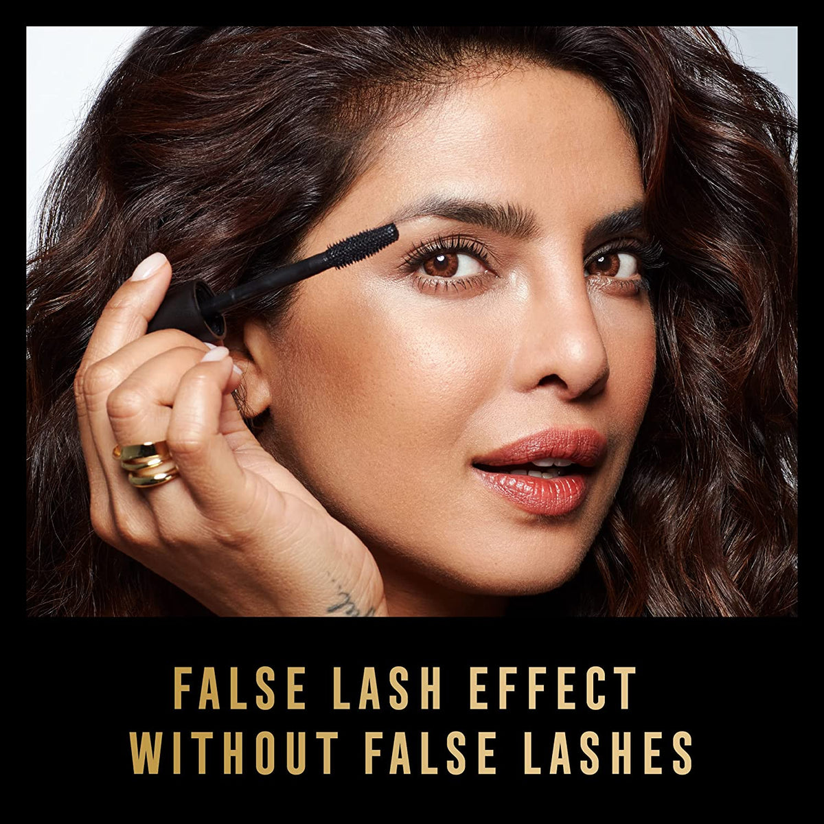 - False Lash Effect Mascara - Volumising Formula, Pro-Vitamin B5, Clump-Free, Flake-Free, Smudge-Proof - 01 Black - 13.1Ml